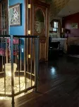 Carter house : 100 year old house with a remodeled castle inspired feel. - balcony