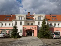 Platan Hotel Hotels in Debrecen