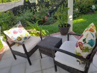 Affordable Luxury Two Bedroom Two Bathroom Apartment With Private Pool - balcony