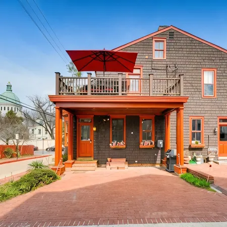 Charming Historic Annapolis Home With Two Off-street Parking Places!