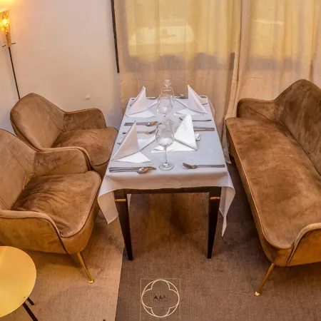 Amj Hotel