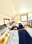 Country Club Life | Resort Amenities | Pool+Lake