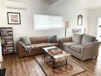 Entire House in Quiet Neighborhood! 2 Miles from Joshua Tree NP - Homestays