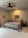 Spacious Modern Loft 2Br 2.5 BA 13 mi to Greenville  & 18 mi to Clemson - Wifi