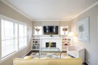 Modernized Cherry St. Historic Gem – Quiet Cul-De-Sac Home