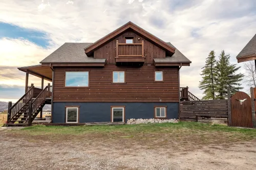 Bozeman Country Retreat ~ Big Sky Views - Homestays