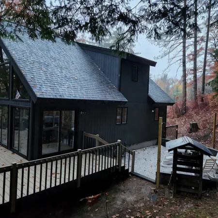 Modern Chalet Near Mt. Sunapee & Lake Massasecum