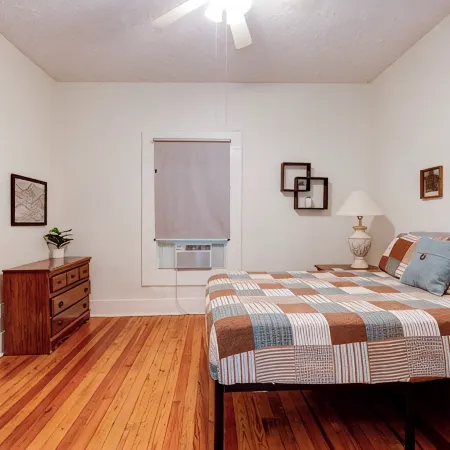 Suite 2, Quick Stroll to Downtown Black Mountain