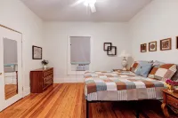 Suite 2, Quick Stroll to Downtown Black Mountain