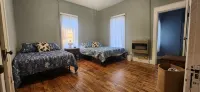 Historic Downtown Craftsman, 3br/2ba with a yard - 3-Star