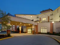 DoubleTree by Hilton Hotel Bloomington Hotels in McLean County