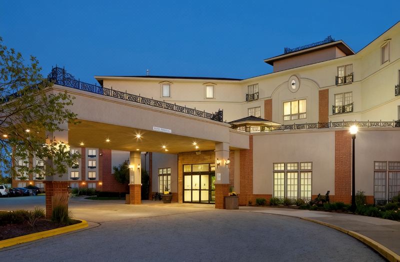 DoubleTree by Hilton Hotel Bloomington