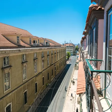 Lisbon Arsenal Suites