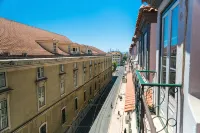 Lisbon Arsenal Suites