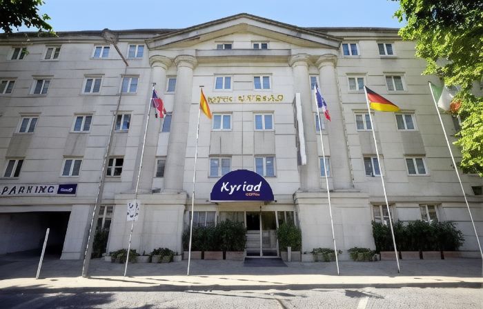 Kyriad Montpellier Centre - Antigone