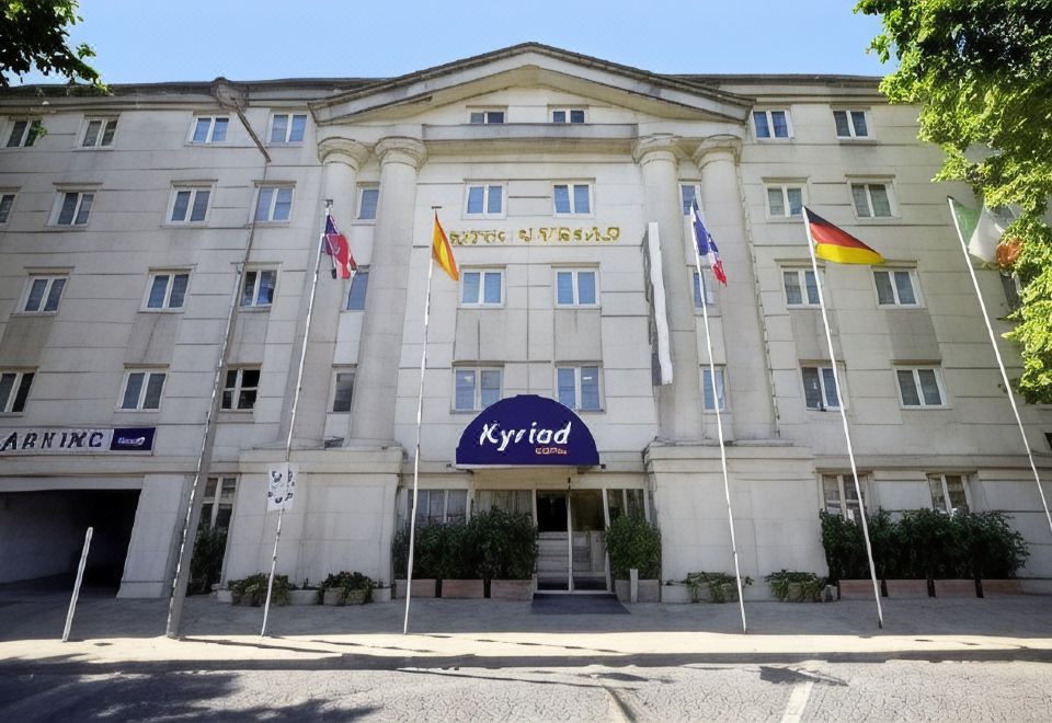 Kyriad Hotel Montpellier Centre Antigone