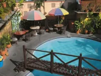 Kokomos Hotel and Restaurant - balcón