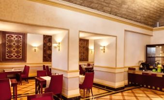 Shah Palace Luxury Museum Hotel