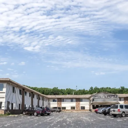 Baymont by Wyndham Iron Mountain
