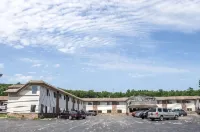 Baymont by Wyndham Iron Mountain - Bãi đậu xe