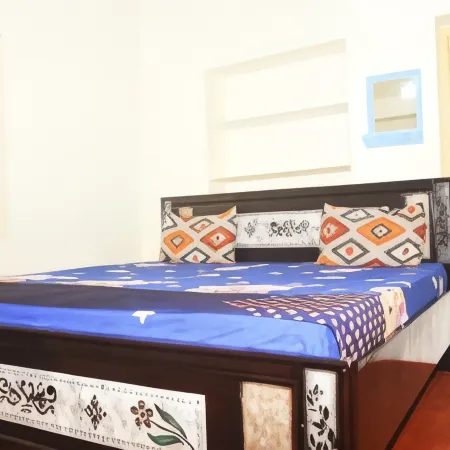 HOTEL R HOMESTAY