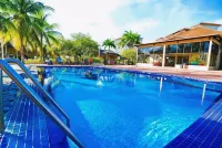 Rumbia Resort Villa Paka - Pools