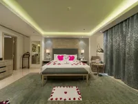 Centara Muscat Hotel Oman Hotels near Al Ansab Wetland