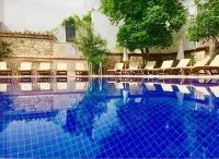White Garden Hotel-Adult Only - Rooftop Pools