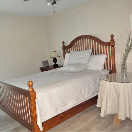 3bdrm 2bath Mt Pleasant Charleston Home Near Ocean. Huge discount monthly stays