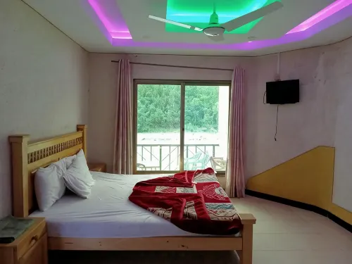 Pameer Continental Hotel and Restaurant