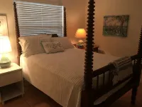 Enjoy our Private Beach Access! - WiFi