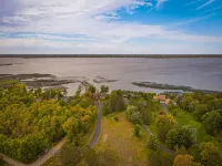 Breezy Hills - Unit 2; Lake Bemidji, King Bed, Kayaks, PB Trail Private Access - 3-Star