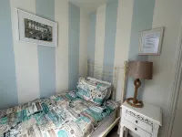 Bay Watch House, St Ives With Sea Views of Porthmeor Beach, Parking For 2 Cars. - 3-Star