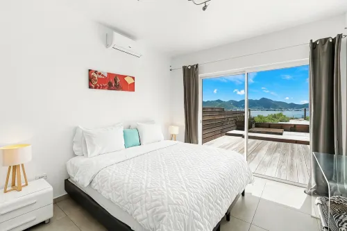 Oceanfront amazing 2 BR Villa - 2 min from the beach - Swimmingpools