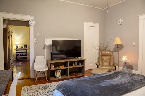 The Shabby Chic Studio - Cute 1-Bedroom Close to UNC! - 무료 와이파이