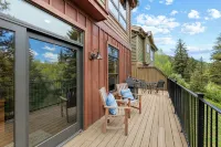 Eagle-Vail Townhome w/ Private Spa! - Minutes from Vail and Beaver Creek!