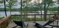 Charming 2-bedroom cabin with a stunning view - 4-Star