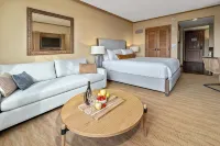 Top FLR Luxe Studio Suite•Best River View•Fireplace•Executive Desk•Near Elevator - Boutique