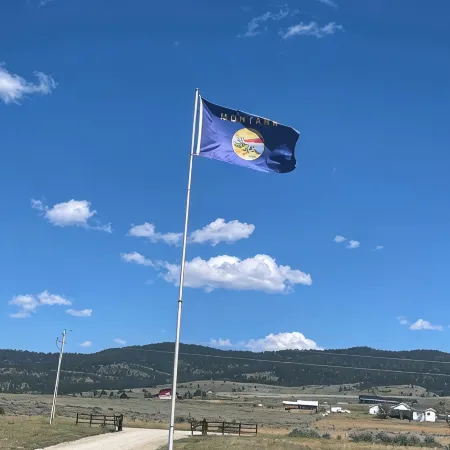 Apartment on Private Small Ranch - Sapphire Mtns