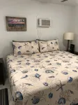 WATERVIEW!!  Available for short term rental and month to month rental! - 3 stjerner