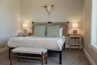 New + Modern 3BR House - 4-Star