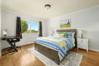 Russian River Wine Country Retreat Near Healdsburg: Pool, AC & EV Charger - Private Pools