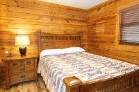 Luxury Mountain Cabin On 320+ Acres Near Asheville, Lake Lure & Hendersonville - Chalets