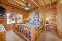 Specials! Stunning Views+Location. 4 King Beds w/ en Suite. Hot Tub, Games! - 4 estrellas