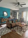 Lovely Home: Sleeps 9, Fire-Pit, Walk to Downtown, Eku, & Parks; 2Miles to I-75 - 4-Star