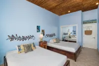 Peaceful Ocean Front Beach House in Bodden Town - Wifi