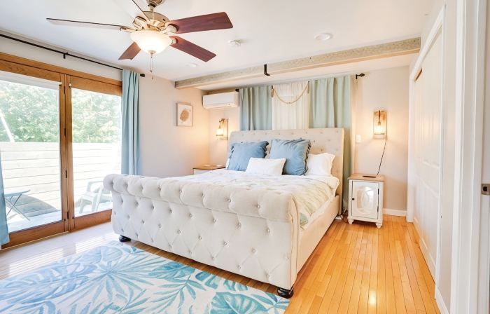 Turquoise Cottage - Indoor Pool,Hot Tub,Bring Your Pup,Short Walk to North Beach