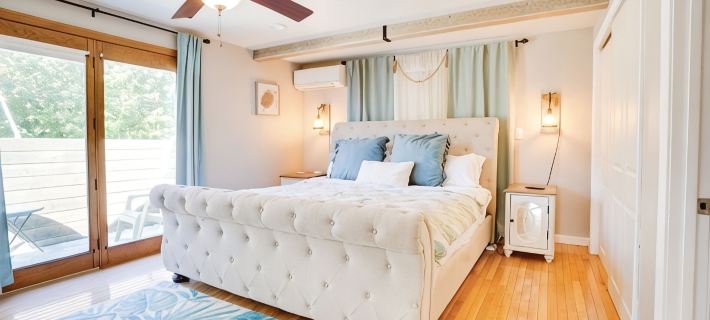 Turquoise Cottage - Indoor Pool,Hot Tub,Bring Your Pup,Short Walk to North Beach Hotels in Hampton