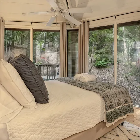 Mountain Getaway Nestled In The Foothills of The Blue Ridge Mountains.