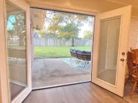 Three Bedroom ~ 8 Mins to A&M ~ Quiet Neighborhood - Holiday bungalows